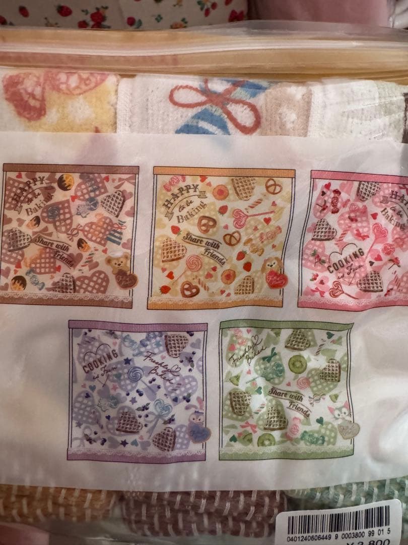 ダッフィーフレンズ　ハンカチ