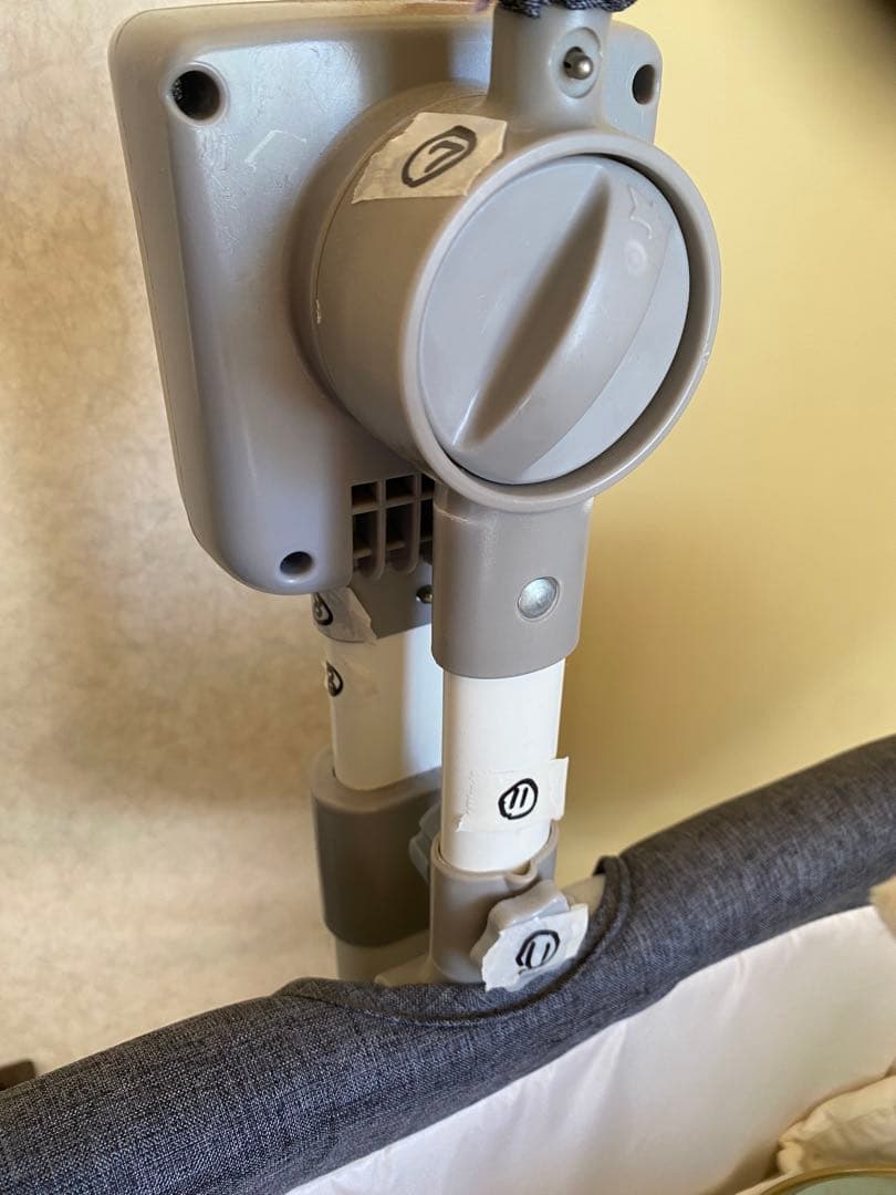 電動ベビーベッド