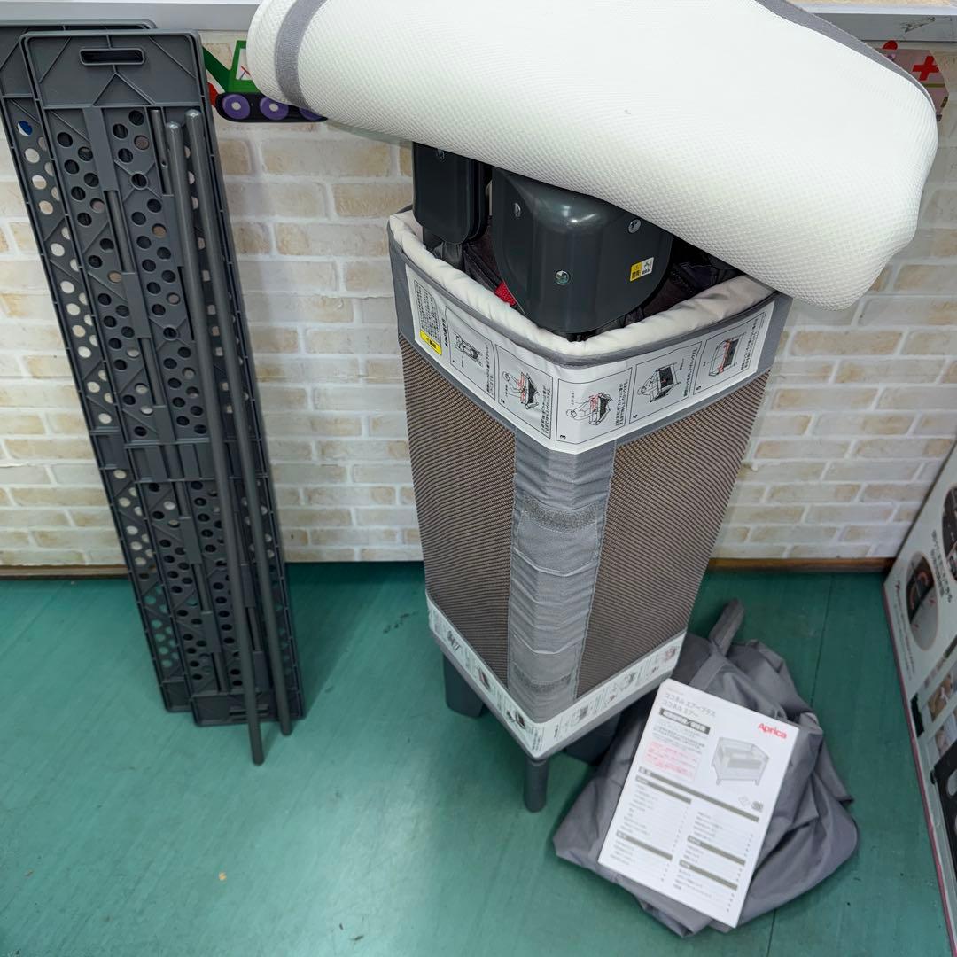 アップリカ　ココネルエアープラス　ベビーベッド　サークル