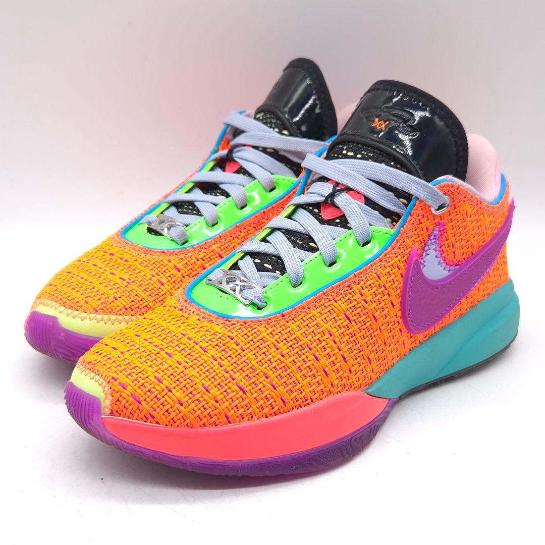 美品 NIKE KIDS LEBRON 20 ナイキ レブロン スニーカー 23