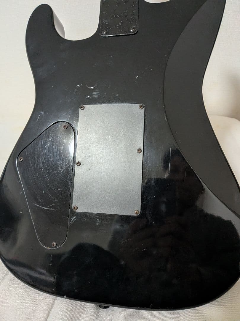 エレキギター メーカー不明　select by EMG ピックアップ搭載