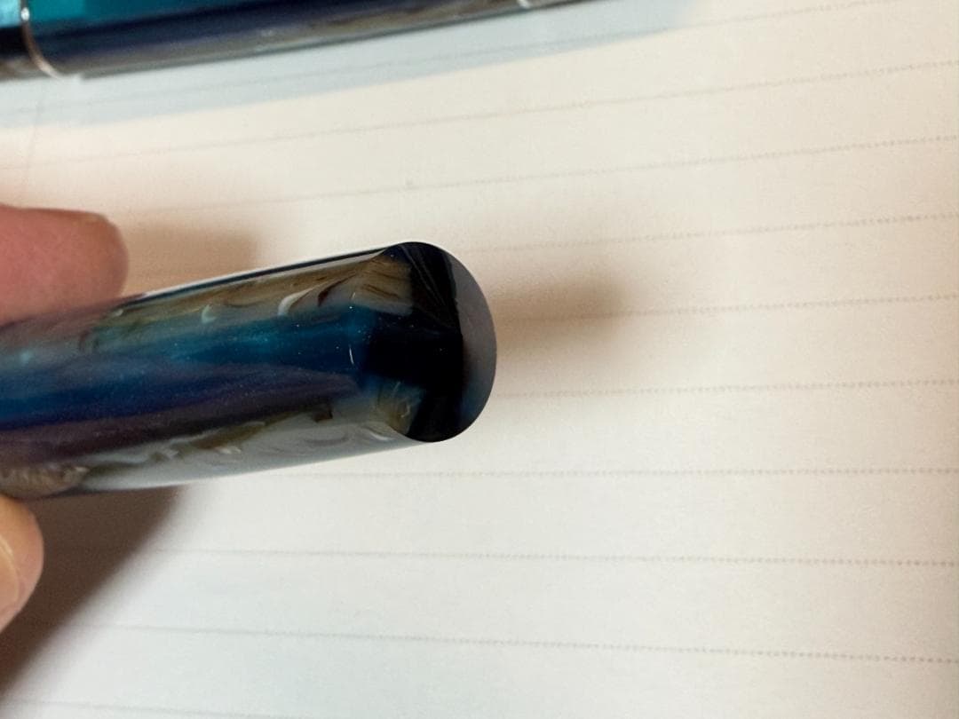 レオナルド モーメントゼロ ハワイブルー 万年筆 14Kニブ M