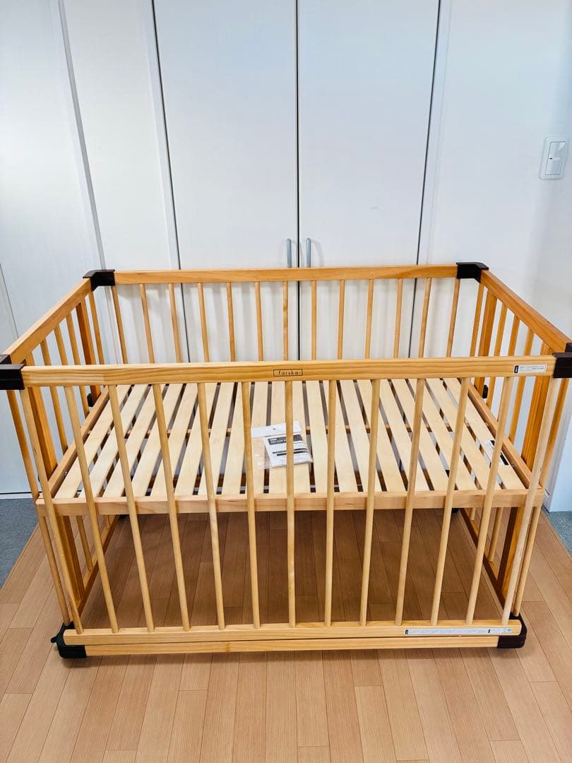 福岡引き取り限定　状態良好　ファルスカ　ベッドサイドベッド　03