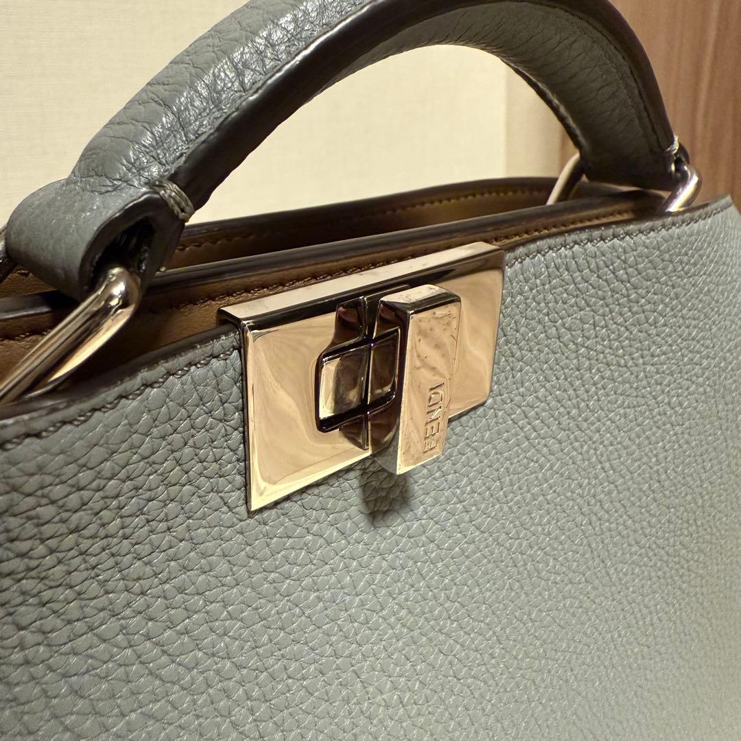 FENDI ピーカブー ISeeUスモール　【未使用品】