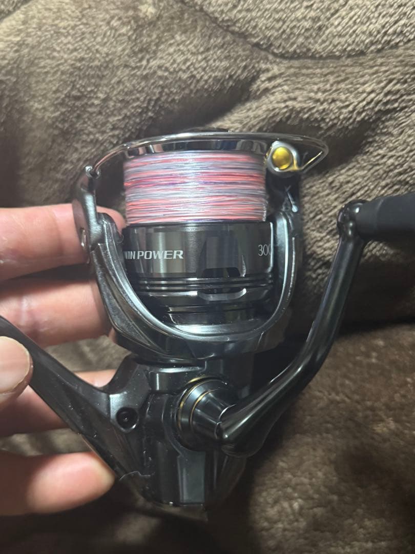 シマノツインパワー3000MHG新品未使用糸を巻いただけです