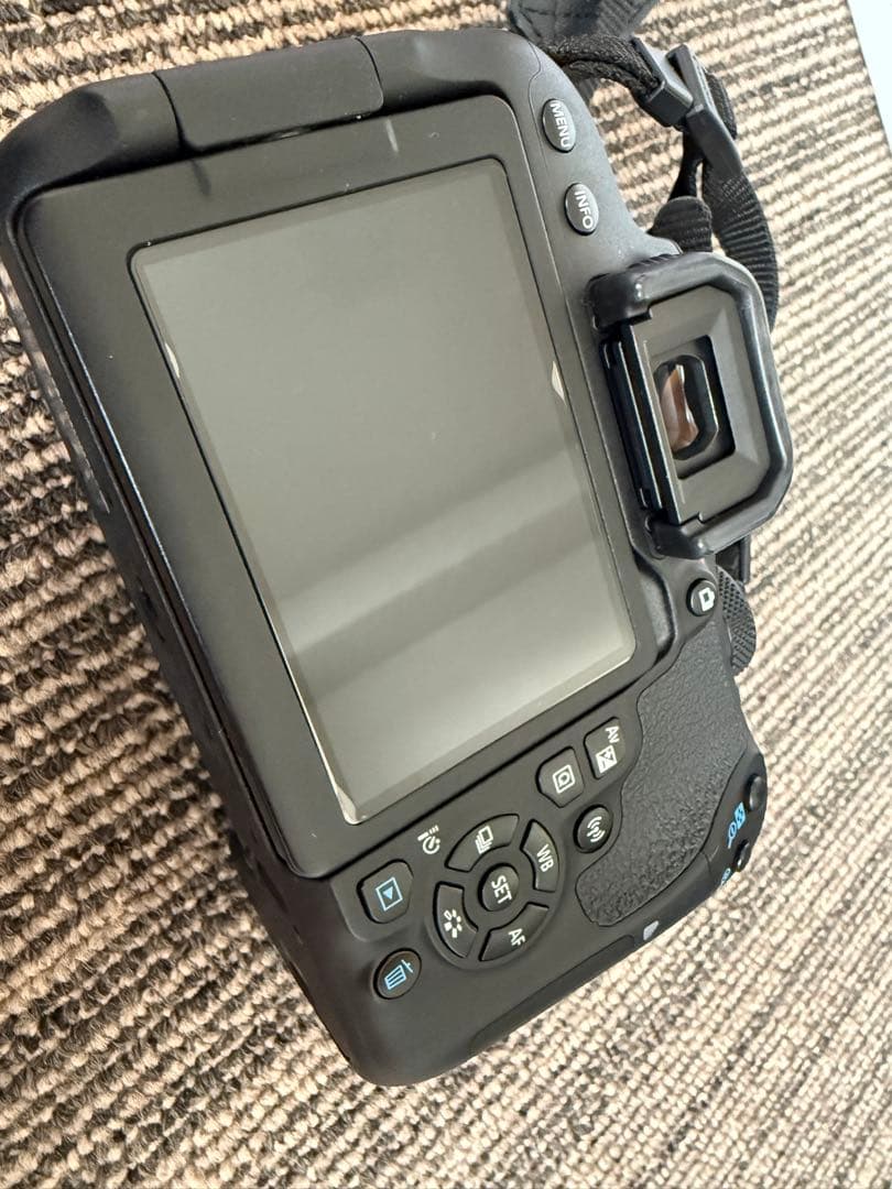 EOS Kiss X9i ダブルズームキット