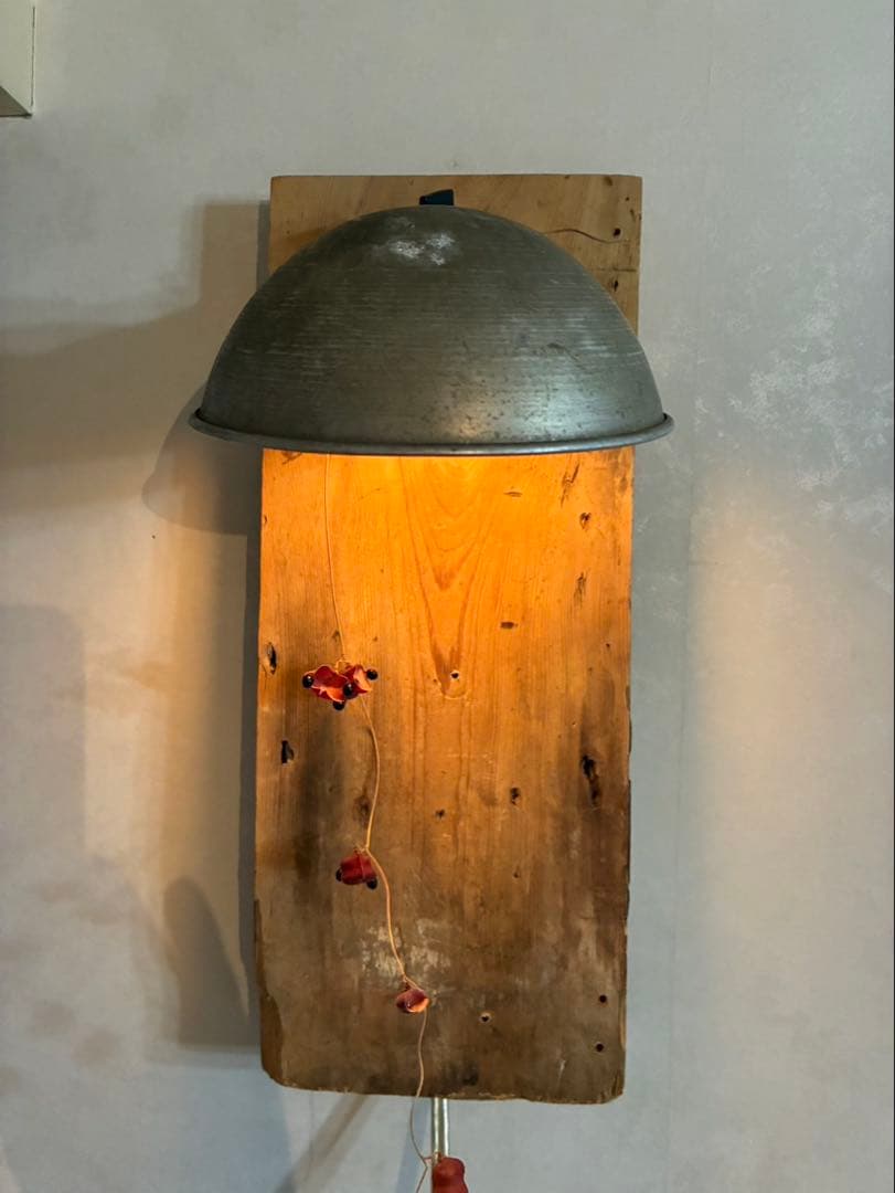 古道具 壁掛けライト 古材 シャビー 古雑貨