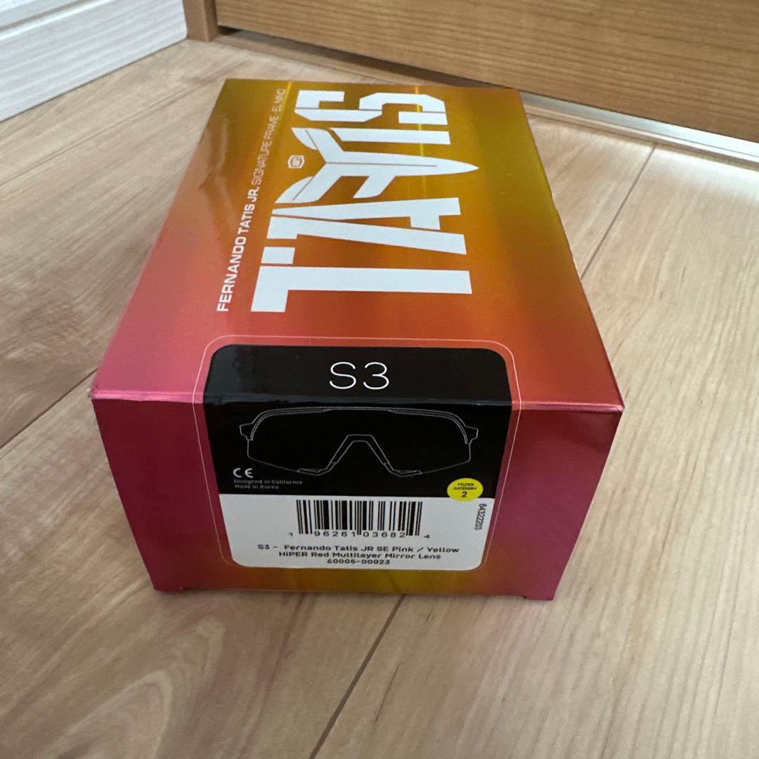 ワンハンドレッド 100% サングラス フェルナンド・タティス Jr.モデル