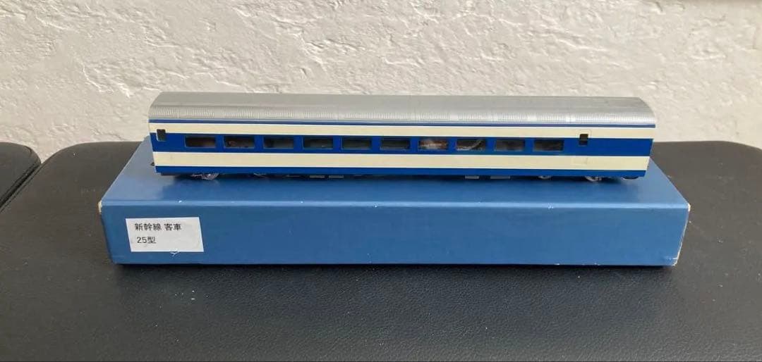 HOゲージ カツミ製　新幹線　客車 1台