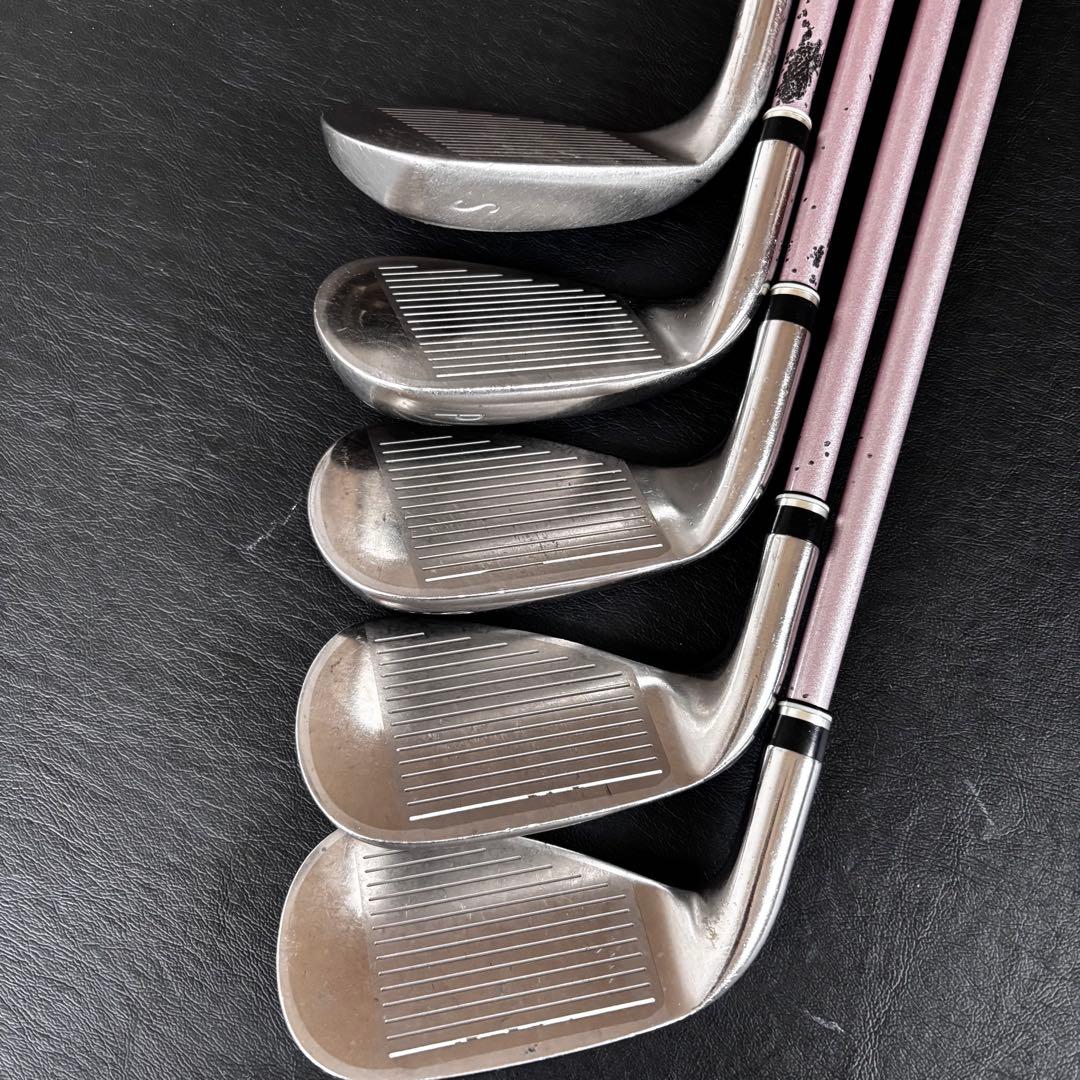 初心者向けレディースゴルフクラブセットXXIO10ゼクシオテン シルバーバッグ