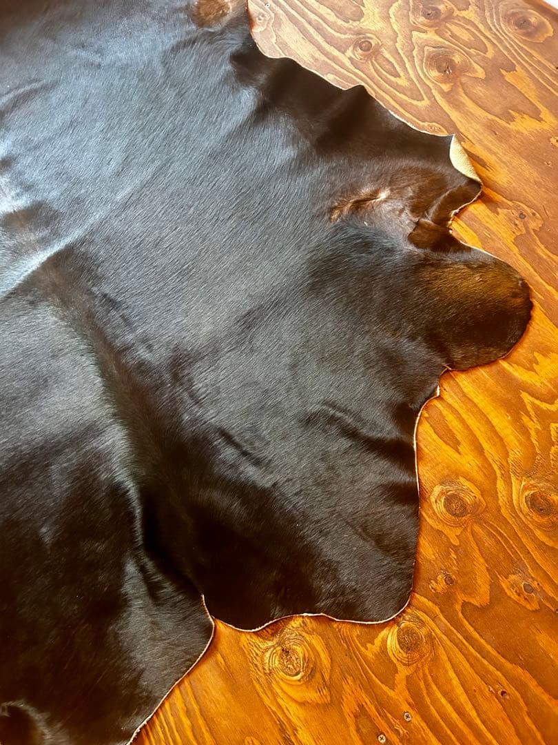 値下げ‼️希少カラー　カウラグ　ハラコ　ラグ