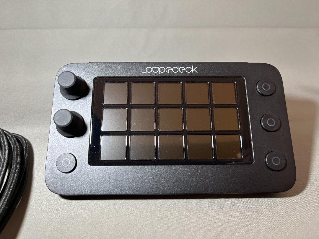 Loupedeck Live S 左手デバイス