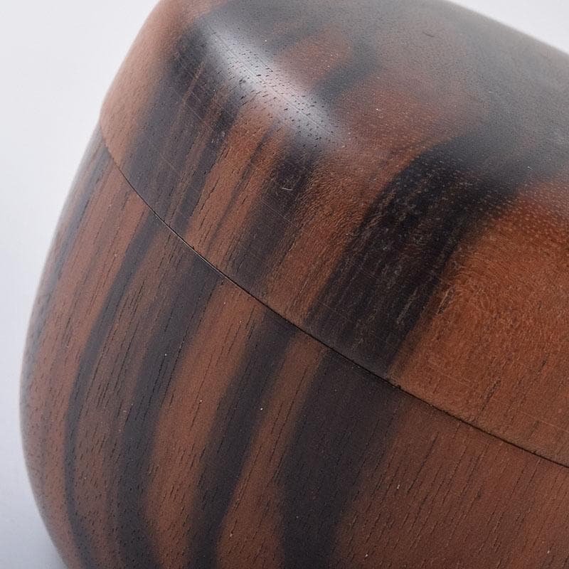 茶道具　天然木　黒柿製　無垢彫　綺麗な木目の棗　V　R8964