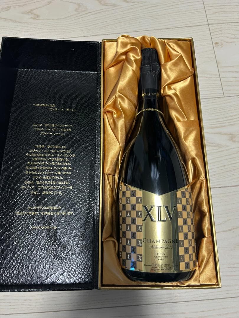 ＸＬＶ シャンパーニュ ブジー グランクリュ ミレジメ 2013 ルイヴィトン