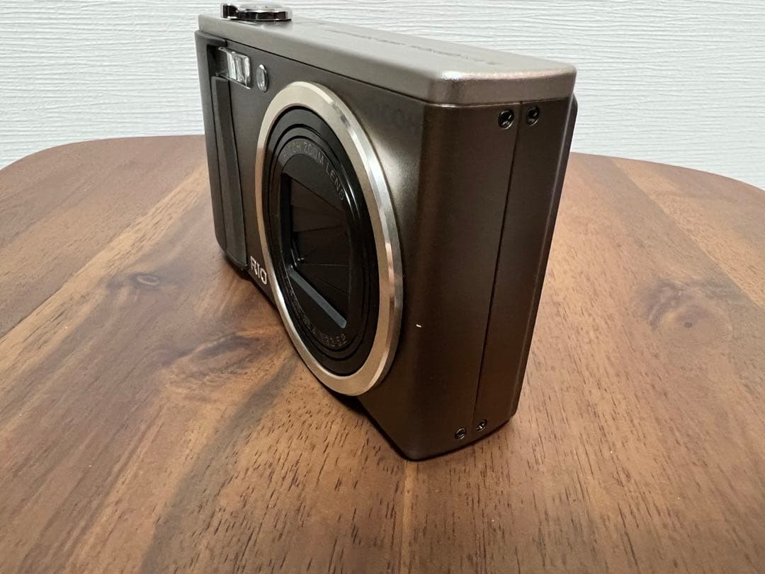 RICOH R10 コンパクトデジタルカメラ＊レトロ　used美品