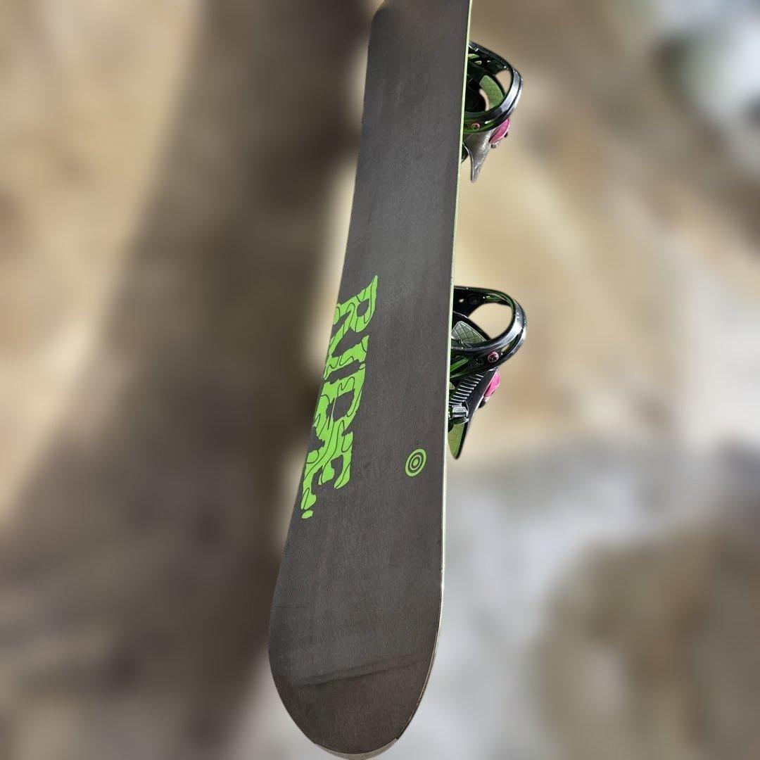 gravis FSQ スノーボード ビンディング付き