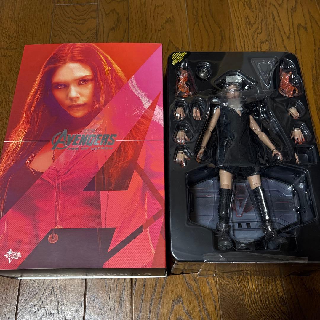 【最終値下げ】ホットトイズ　スカーレット・ウィッチ フィギュア