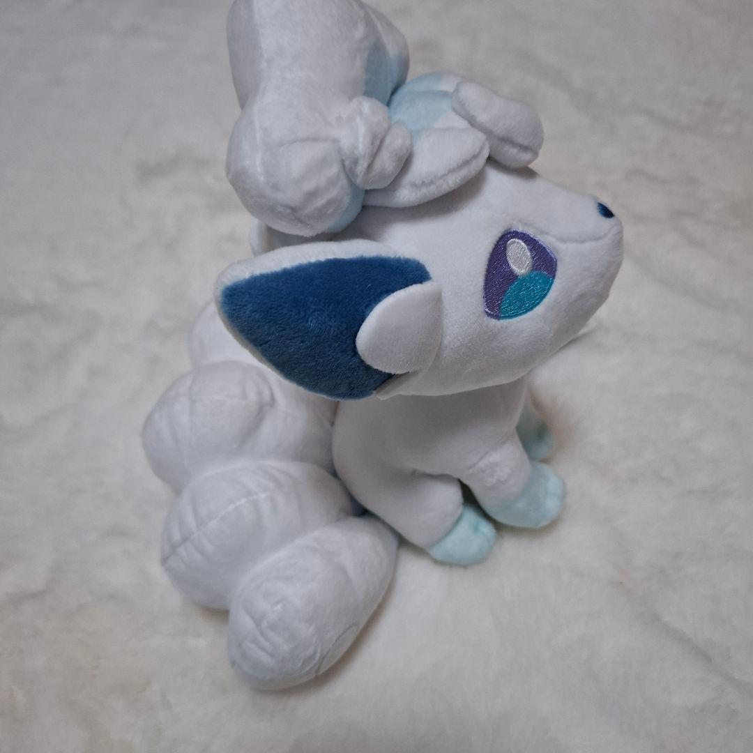 ポケモンセンター　キュウコン　ロコン　アローラロコン　ぬいぐるみ