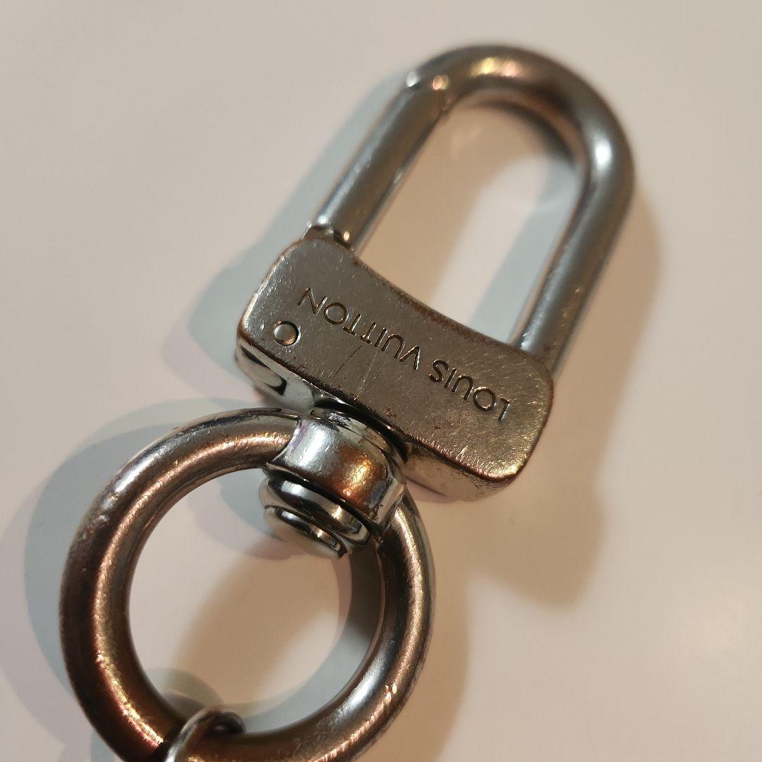 Louis Vuitton カラビナ付きキーホルダー