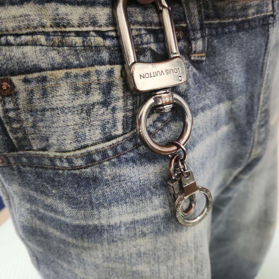 Louis Vuitton カラビナ付きキーホルダー