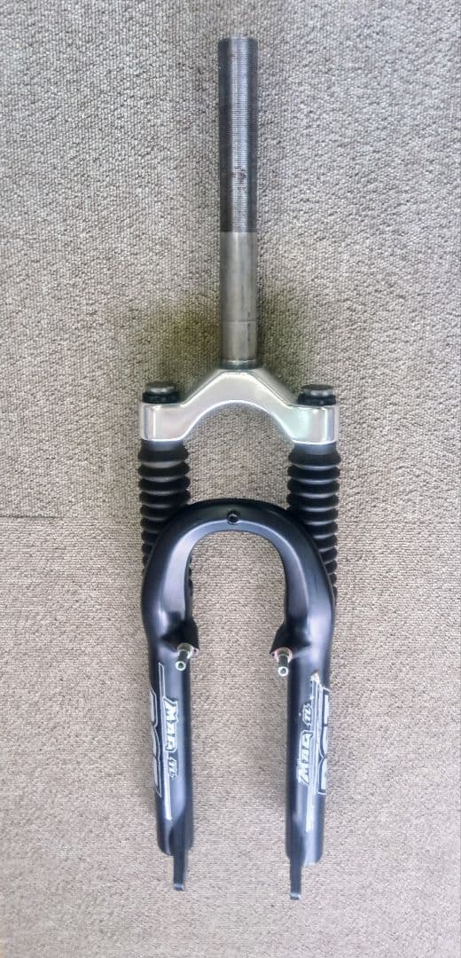 RST サスペンションフォーク 　 スレッド　26インチ