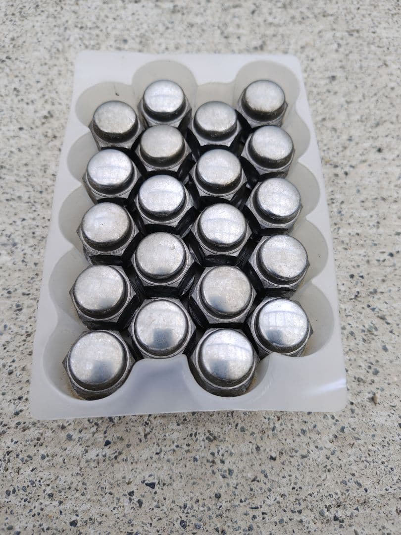 ホンダ ステップワゴンスパーダ 純正タイヤホイール 4本セット　ナット付き