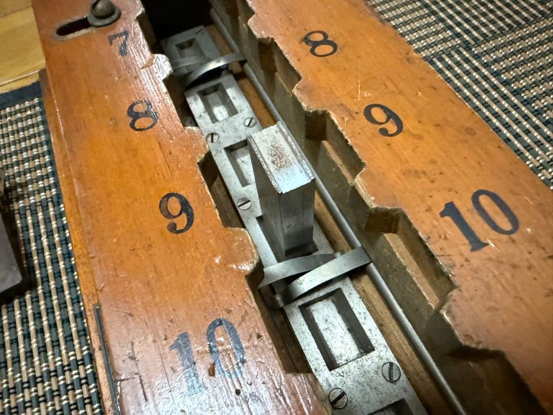 【当時使用品】国鉄・鉄道関連グッズ：吉田精機製作所 鉄道用計器 361414