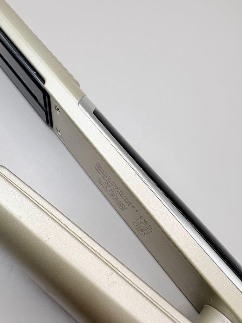 YA−MAN ヤーマン スムースアイロン フォトイオン 371