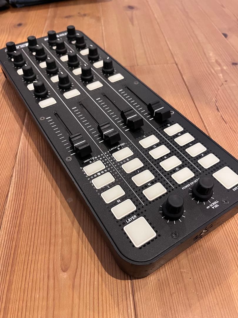 Allen & Heath Xone:K2 コントローラー