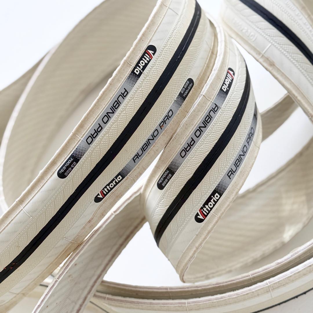 た*ん様 Vittoria ❤️ ヴィットリア ルビノ プロ 700×23C ホ