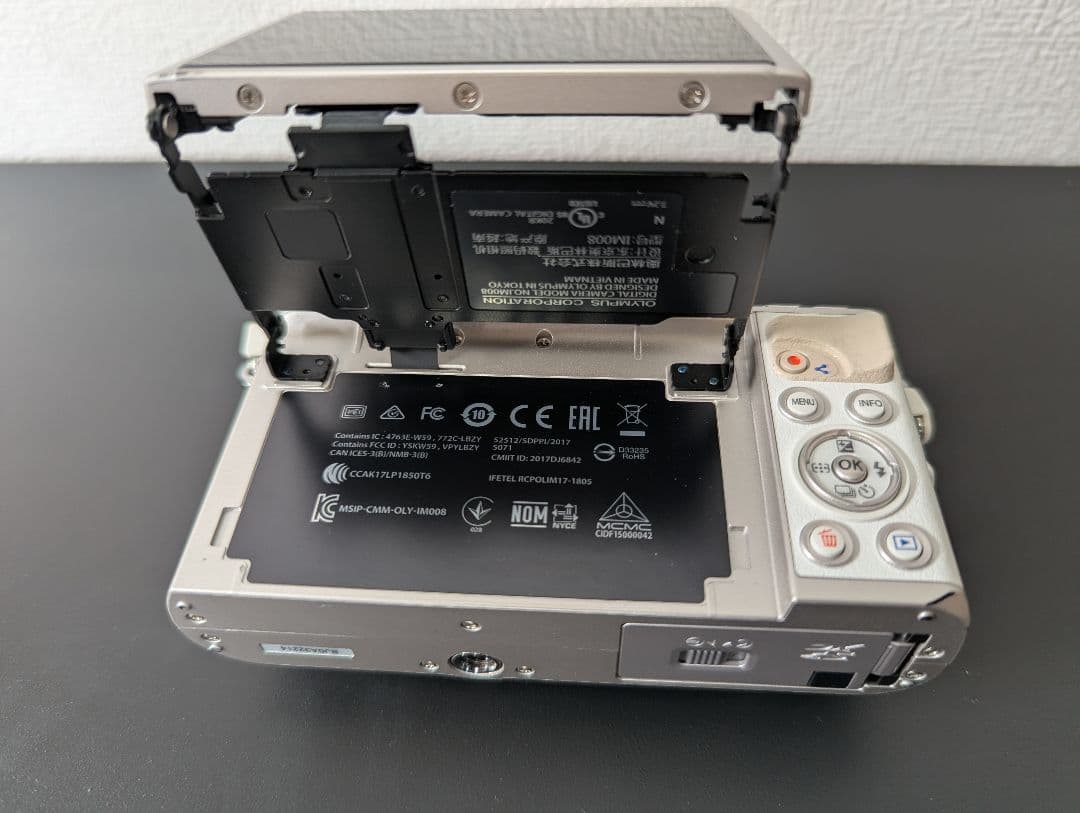 OLYMPUS PEN E-PL9 ホワイト レンズキット