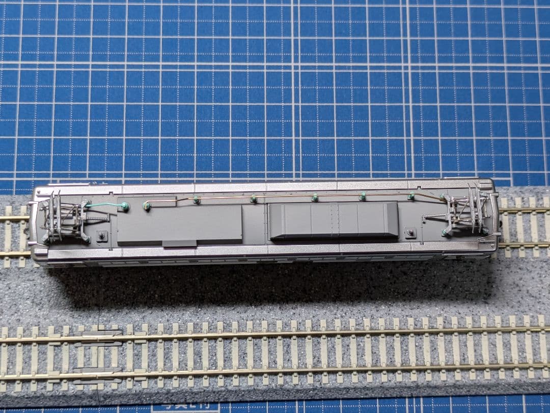 EF81 300 JR貨物更新車（銀）KATO