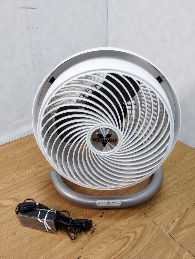 Y♢218 VORNADO DCモーター サーキュレーター 723DC-JP