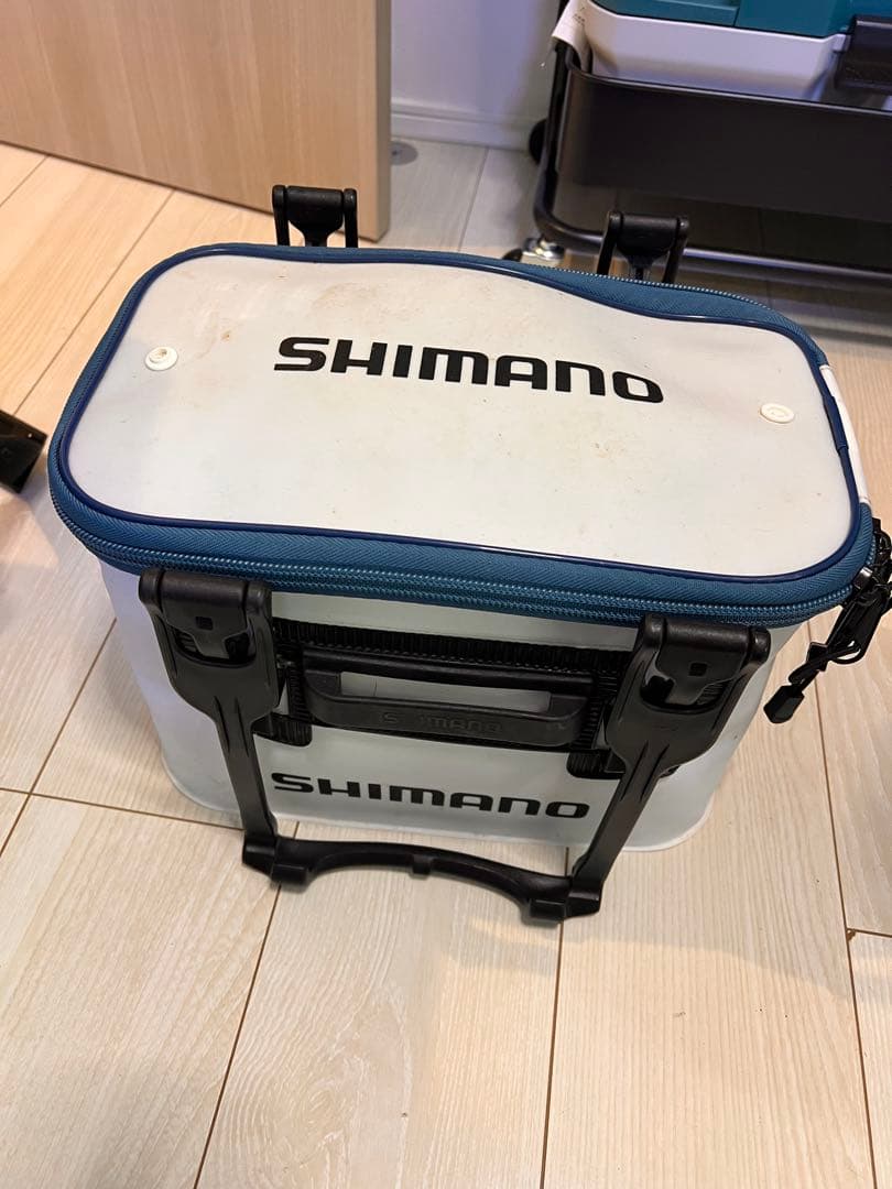 【バス釣りセット】ロッド６本・リール6台・バッカン・ウェストバック・ルアー各種