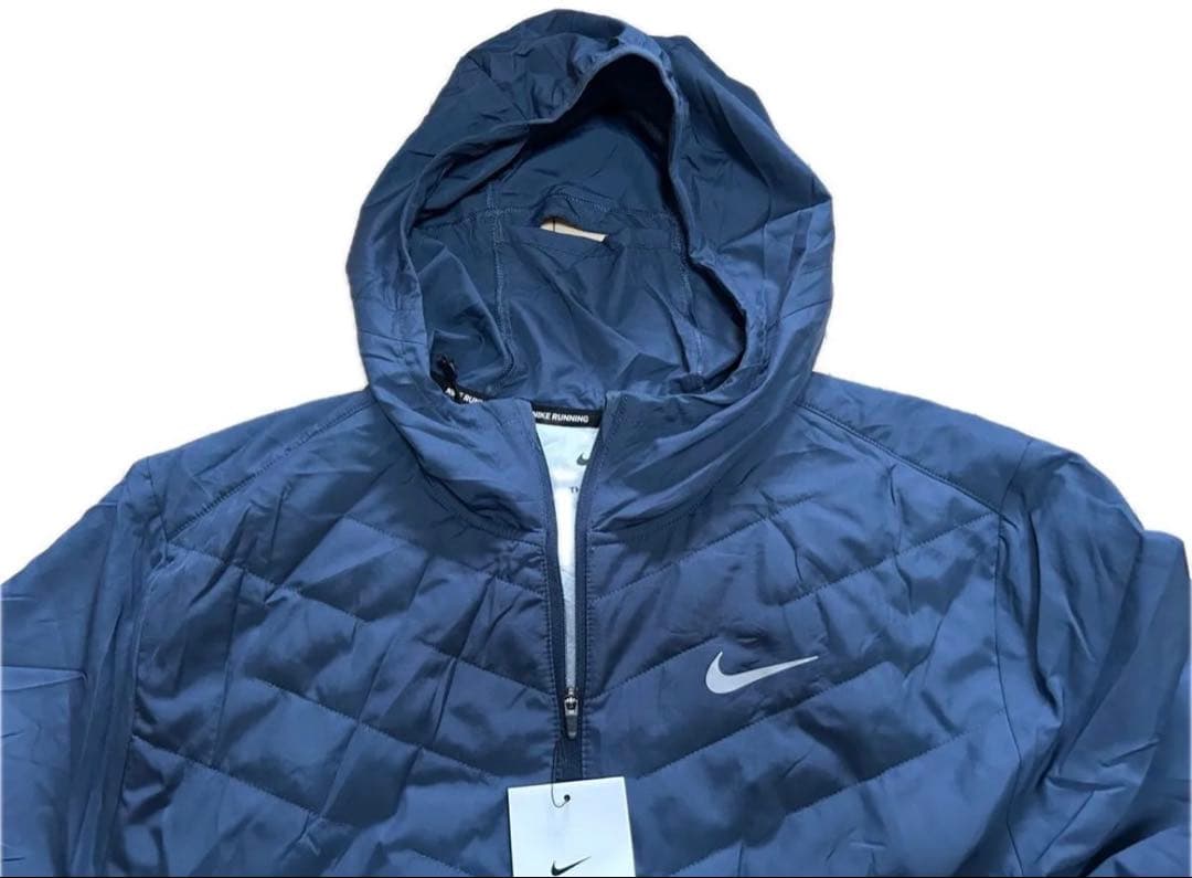 新品　NIKE ナイキ エアロレイヤー ランニングジャケット 中綿　M