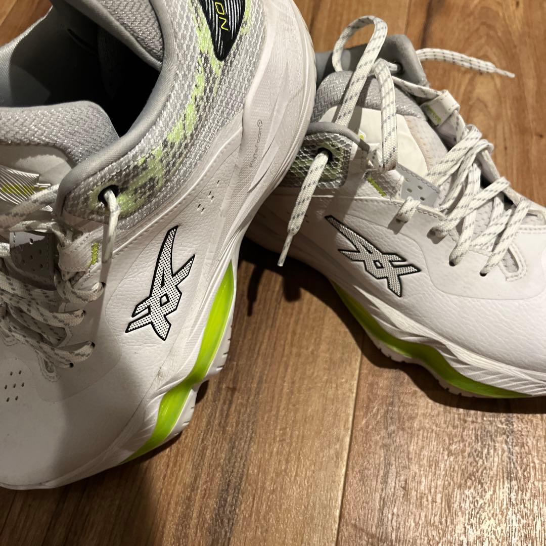 アシックス　バスケットシューズ ノヴァサージ ロー NOVA SURGE LOW