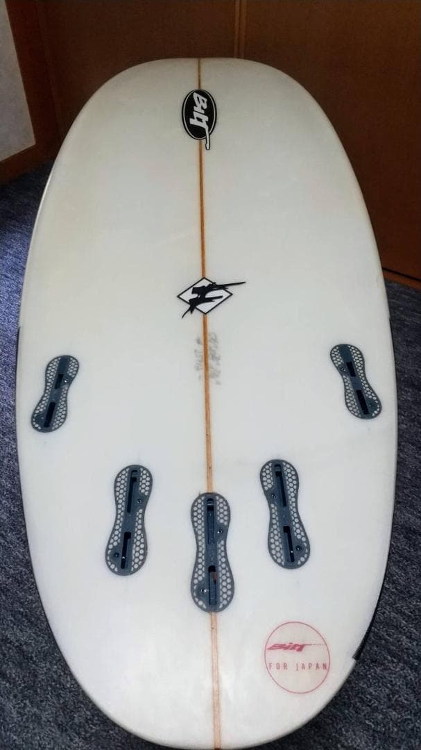 爆速テイクオフ 小波用ボード 5.4ft ビルト ボマー サーフィン