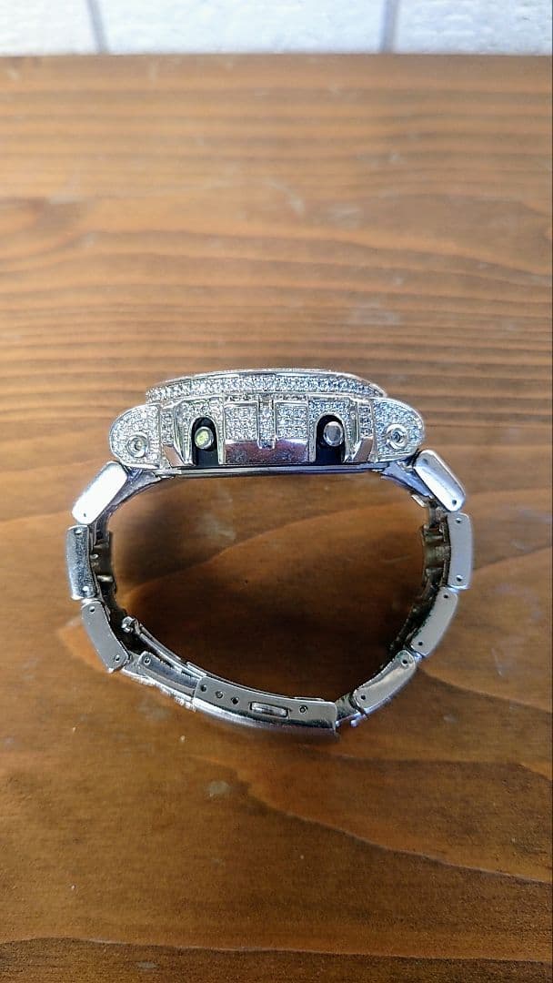 【中古】G-SHOCK　アフタースワロスキー　デジタル腕時計　DW6900