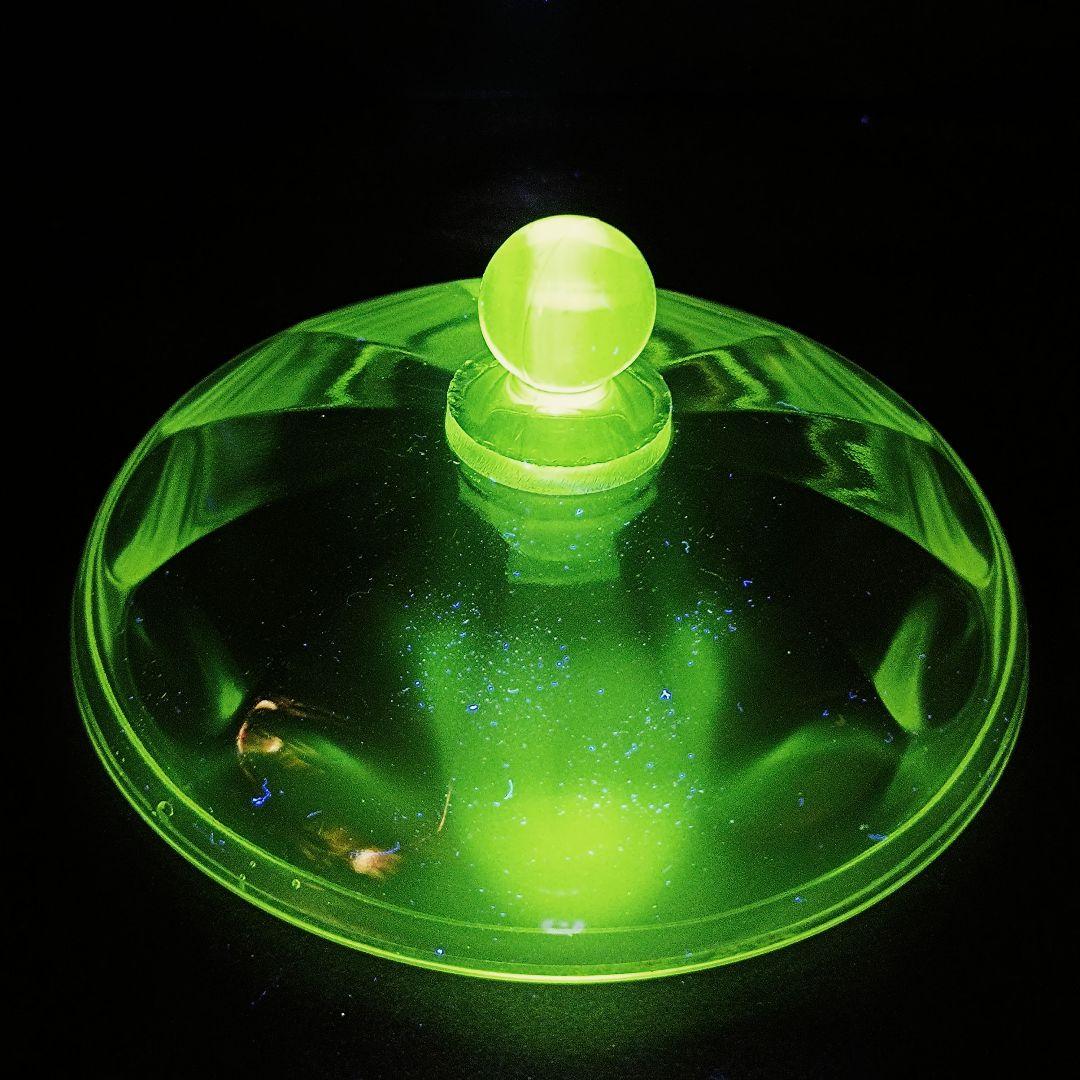 【希少】ウランガラス　蓋付き小物入れ　大正ロマン