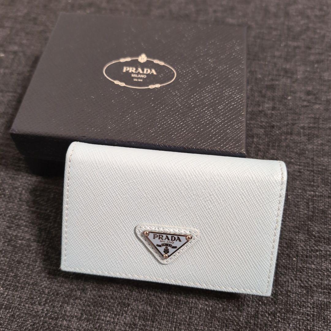 プラダ　名刺カードケース