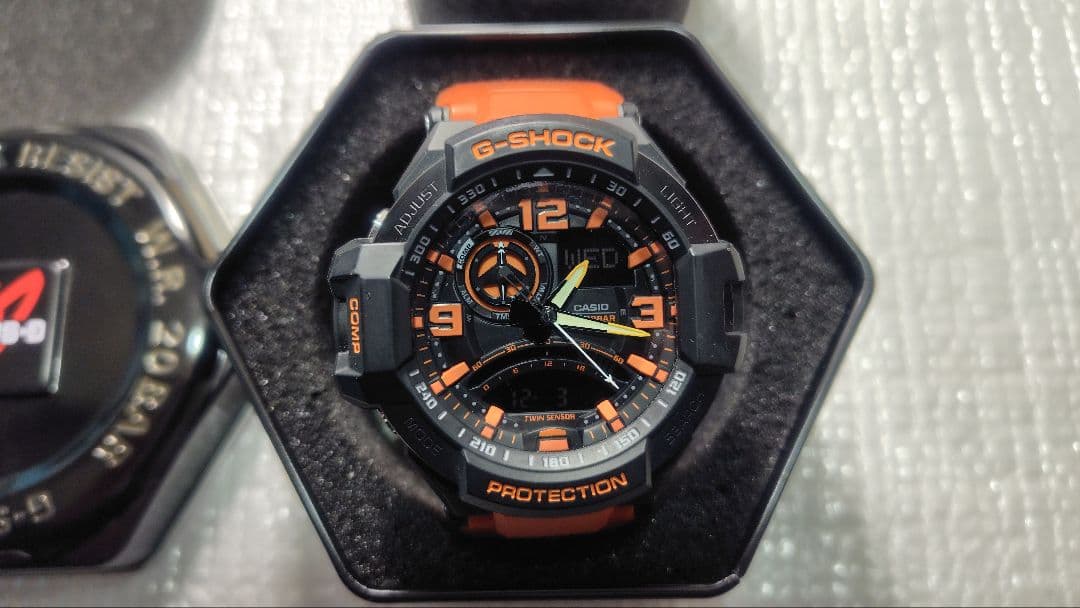 美品 G-SHOCK GA-1000 グラビティマスター アナデジ オレンジ