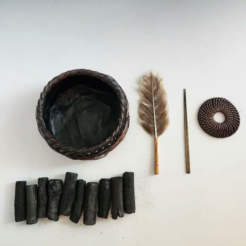 ☆セール☆　煎茶道具　炭　炭道具一式　羽　火箸　組釜敷　炭　箱はなし