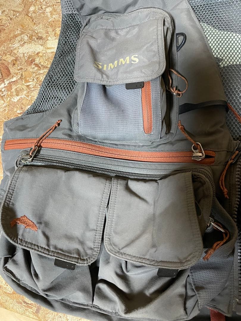 SIMMS フィッシングベスト Lサイズ