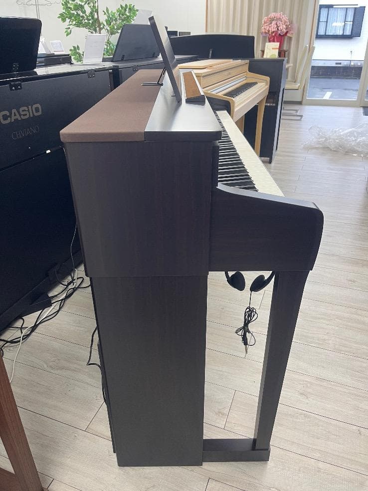 ★77269【電子ピアノ】KAWAI　CA79R　20年製