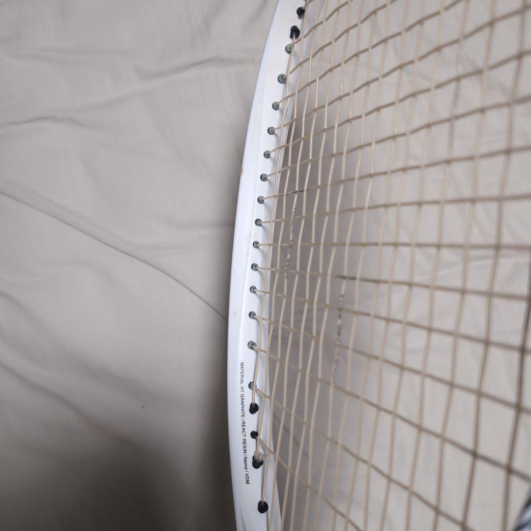 YONEX GEOBREAK70V 白 × 金 UL1