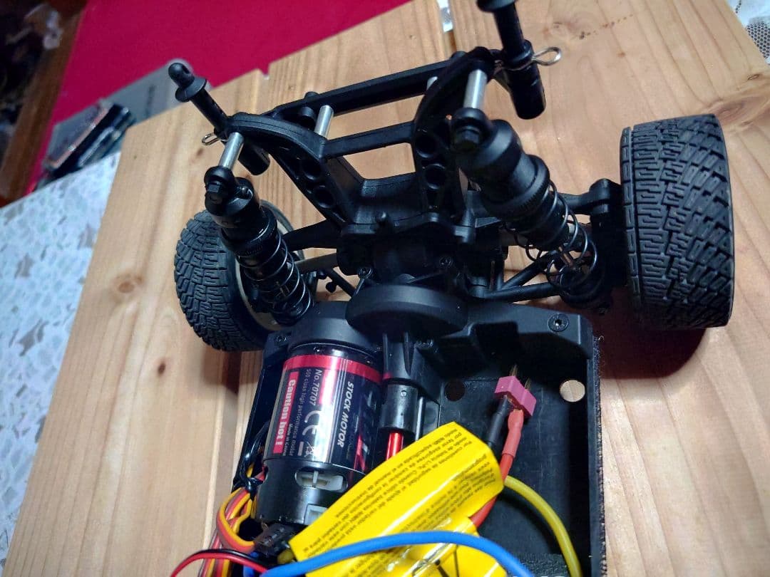 京商 FZ02 ラリーコンバージョンセット装着シャーシ　おまけボディ付き