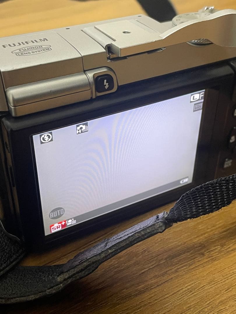 FUJIFILM デジタルカメラ　X-A1 セット　バッテリー3個　動作確認済み