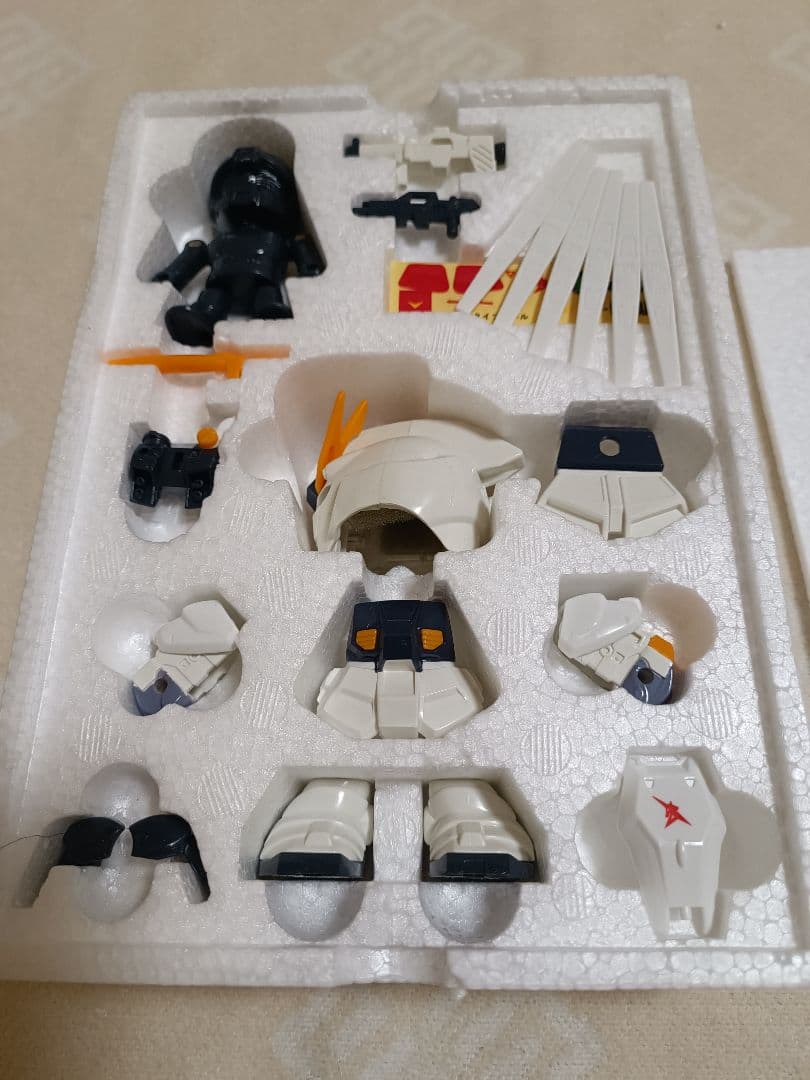 SDガンダム　ガンダムクロス　νガンダム　完品　シール未使用