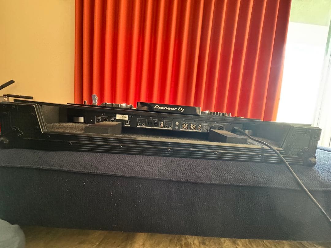 超美品　Pioneer DJ XDJ-XZ コントローラー＋UDGフライトケース