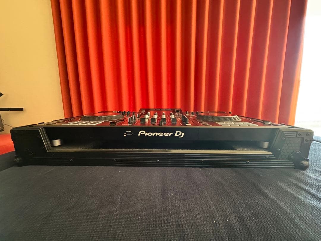 超美品　Pioneer DJ XDJ-XZ コントローラー＋UDGフライトケース